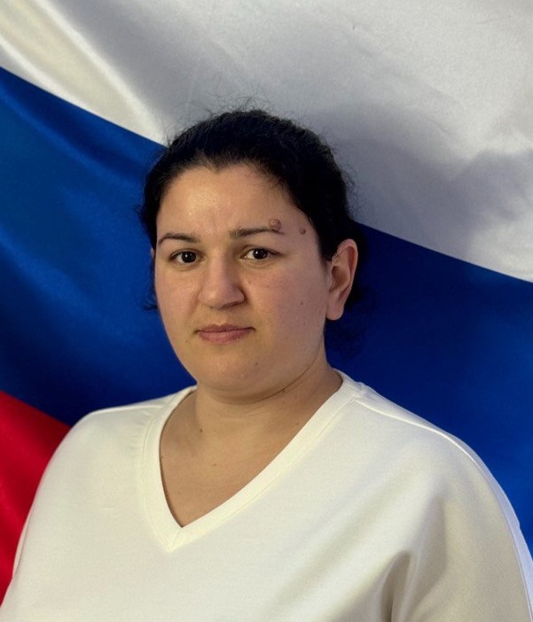 Воспитатель Бейбалаева Сабина Ражидиновна.