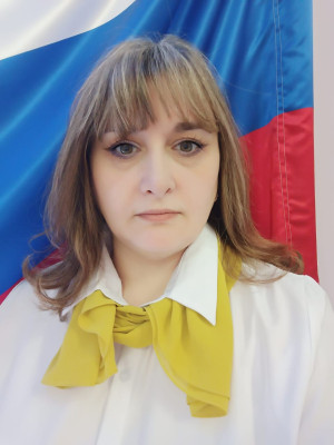 Заместитель заведующего по административно-хозяйственной работе Крамаренко Вера Борисовна